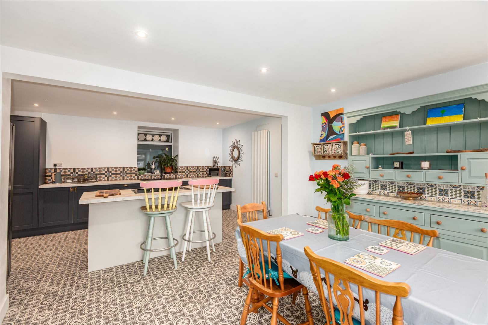 Hebron Road, Clydach, Swansea, SA6 5EJ